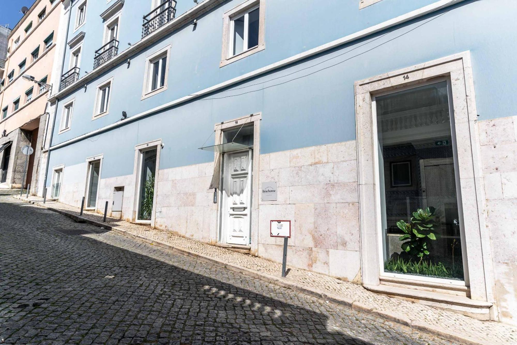 Limehome Lisbon Calcada Do Cardeal — Photos 2